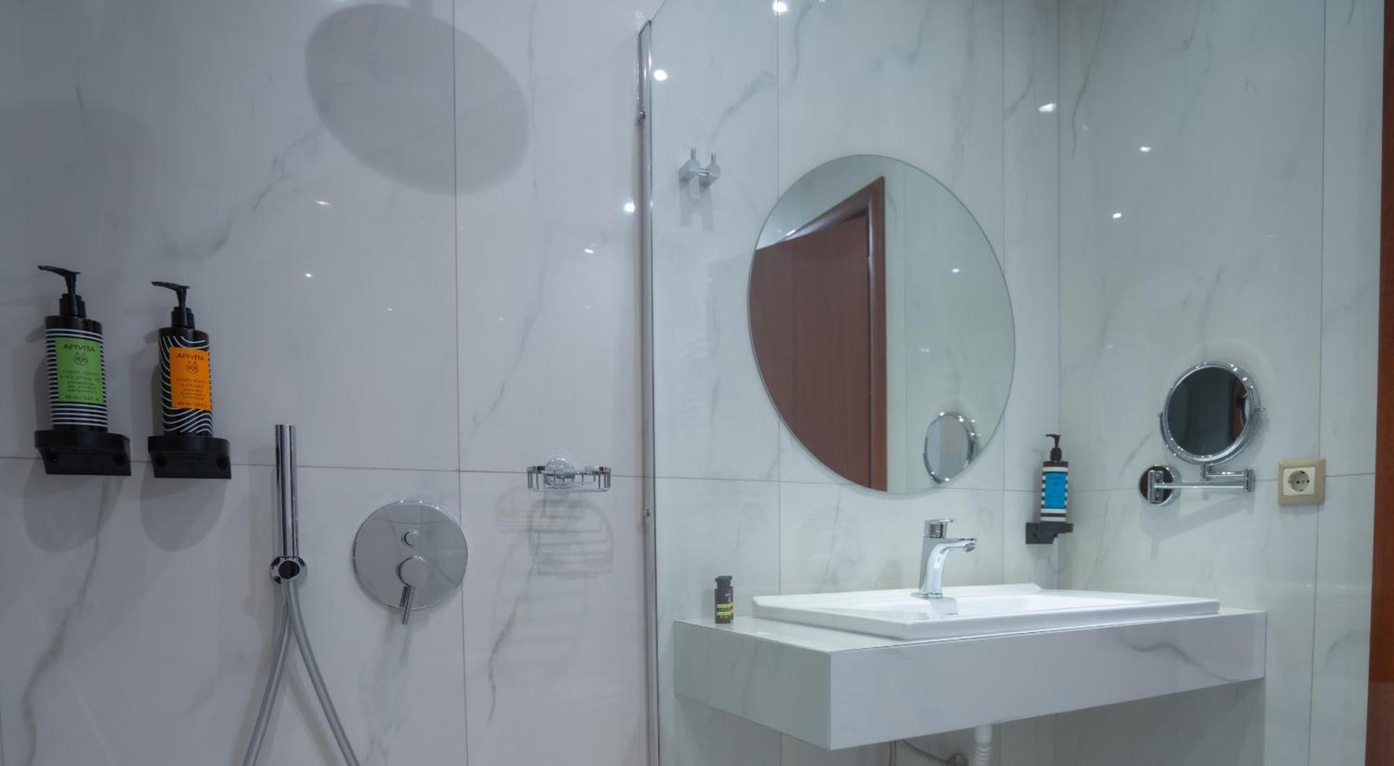 Hotel Naiades Orma Bagian luar foto